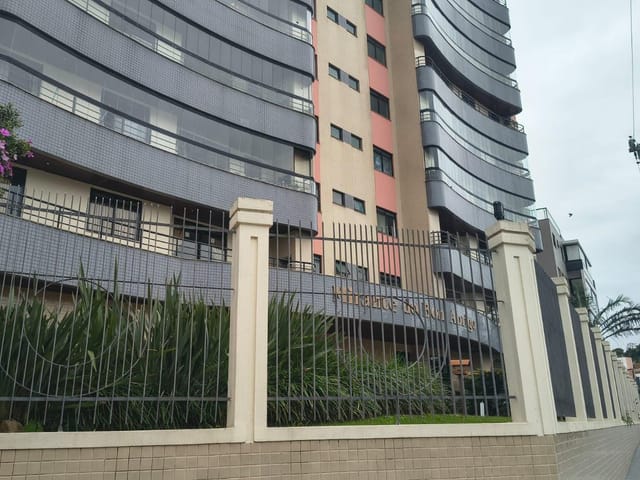 Apartamento 3 quartos e 2 banheiros, para alugar, no bairro Bom Abrigo em Florianópolis