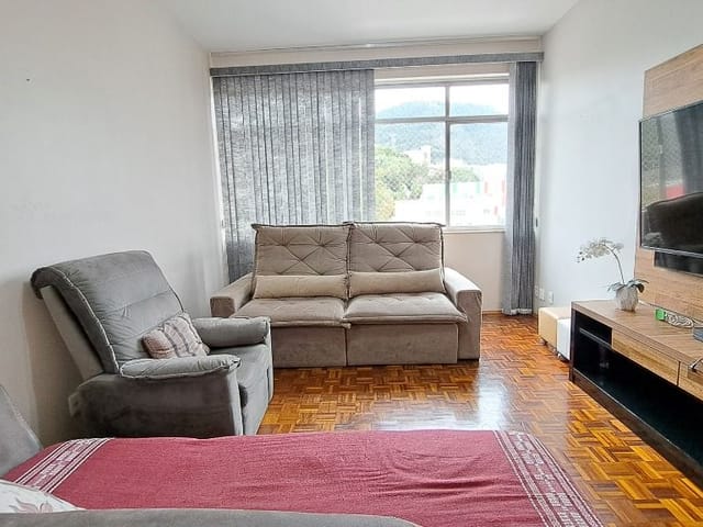 Apartamento 3 quartos e 3 banheiros, à venda, no bairro Centro em Juiz de Fora