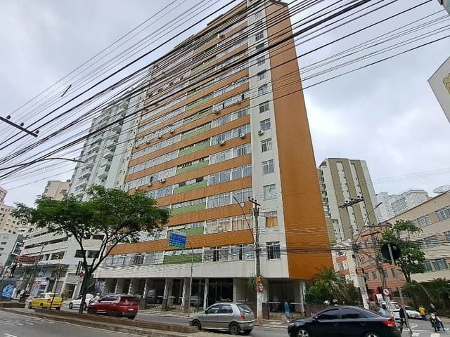Apartamento 3 quartos e 3 banheiros, à venda, no bairro Centro em Juiz de Fora