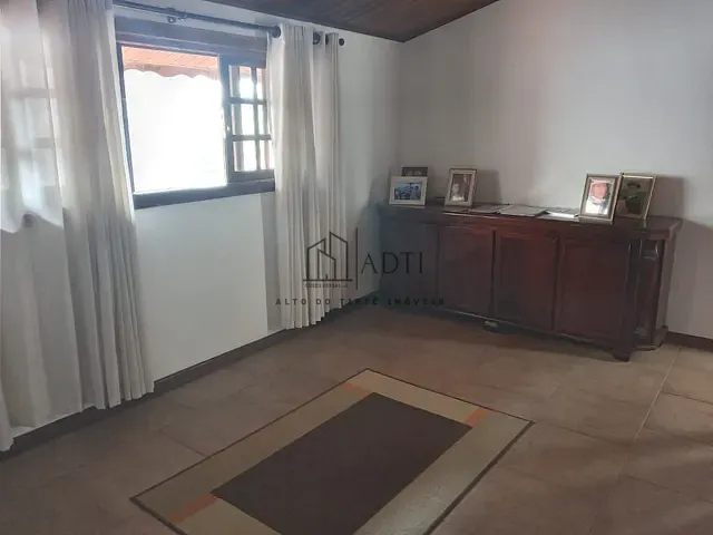 Sobrado com 1800m² 3 quartos e 1 banheiro, à venda, no bairro Conjunto Habitacional Brás Cubas em Mogi das Cruzes