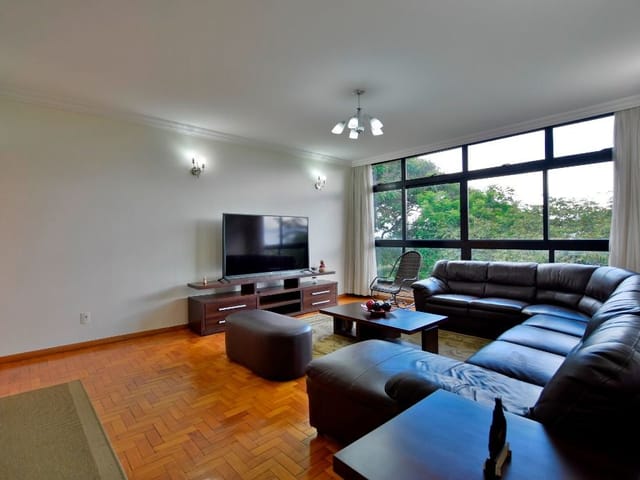 Foto do Apartamento - SQS 108 - 3 Quartos sendo 1 Suíte, Vazado, Andar Alto - Asa Sul/DF | ALPHA BRASILIA A IMÓVEIS LTDA.