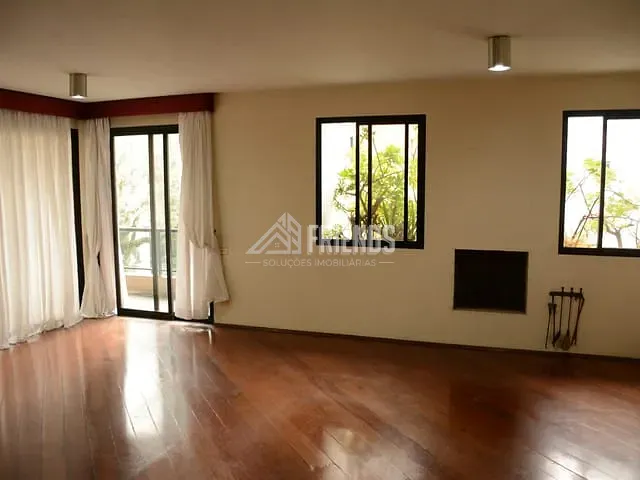 Apartamento com 200m² 3 quartos e 4 banheiros, à venda ou para alugar, no bairro Higienópolis em São Paulo