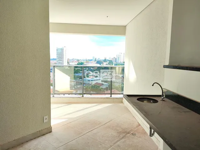 Apartamento com 137m² 3 quartos e 2 banheiros, à venda, no bairro Centro em Londrina