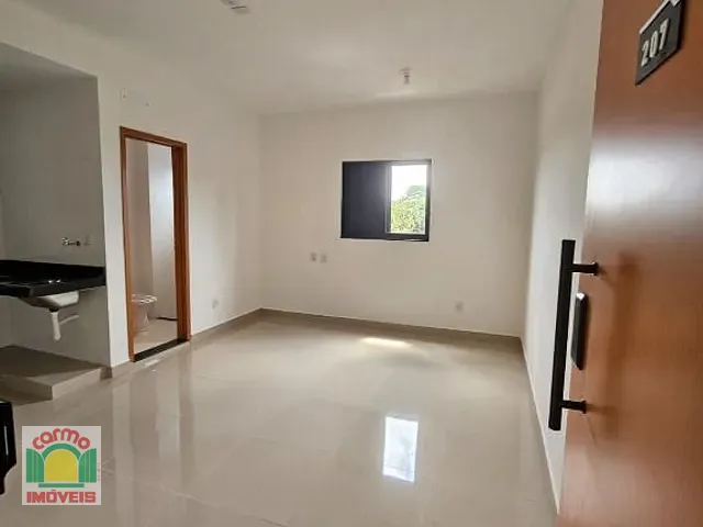 Apartamento com 25m² 1 quarto e 1 banheiro, à venda, no bairro Cidade Universitária em Anápolis