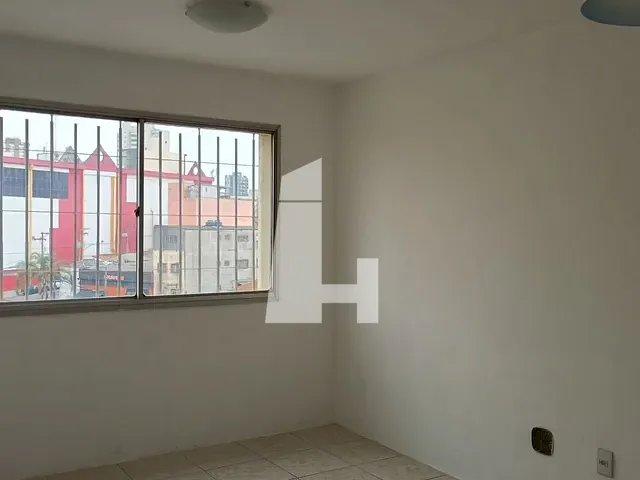 Apartamento 2 quartos e 2 banheiros, para alugar, no bairro Centro em Guarulhos