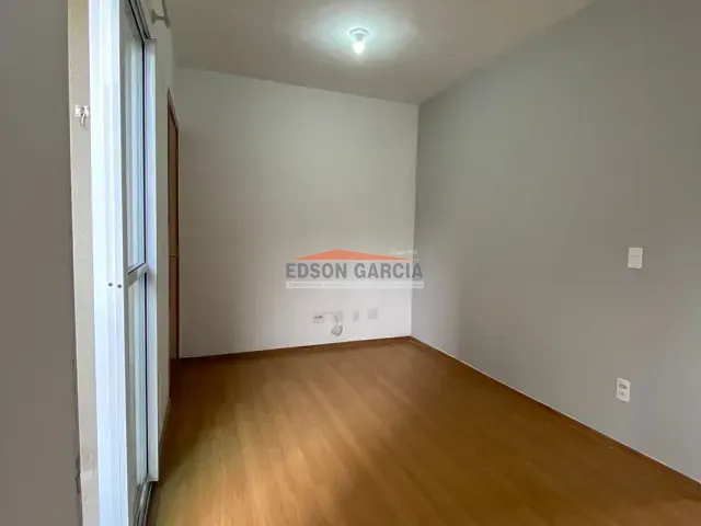 Apartamento 2 quartos e 1 banheiro, para alugar, no bairro Caguassu em Sorocaba