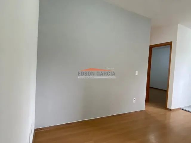 Apartamento 2 quartos e 1 banheiro, para alugar, no bairro Caguassu em Sorocaba