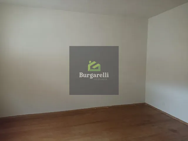 Apartamento 3 quartos e 1 banheiro, para alugar, no bairro Retiro em Lavras