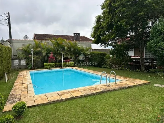 Apartamento 2 quartos e 2 banheiros, à venda, no bairro Jardim Cascata em Teresópolis