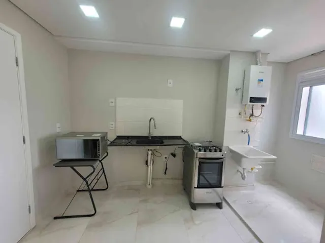 Apartamento com 40m² 2 quartos e 1 banheiro, para alugar, no bairro Paraíso do Morumbi em São Paulo