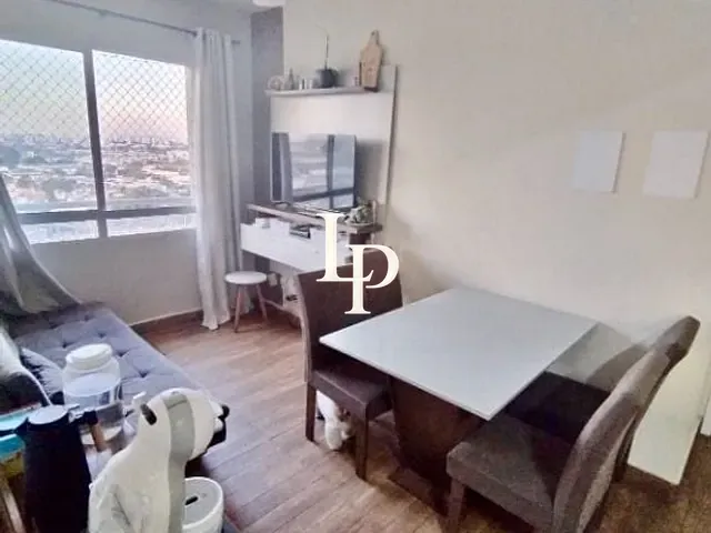 Apartamento 2 quartos e 1 banheiro, à venda, no bairro Canhema em Diadema