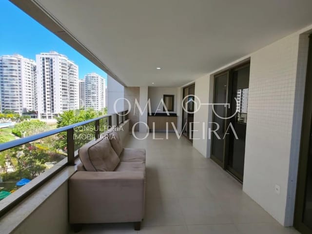 Apartamento 3 quartos e 2 banheiros, à venda ou para alugar, no bairro Barra da Tijuca em Rio de Janeiro