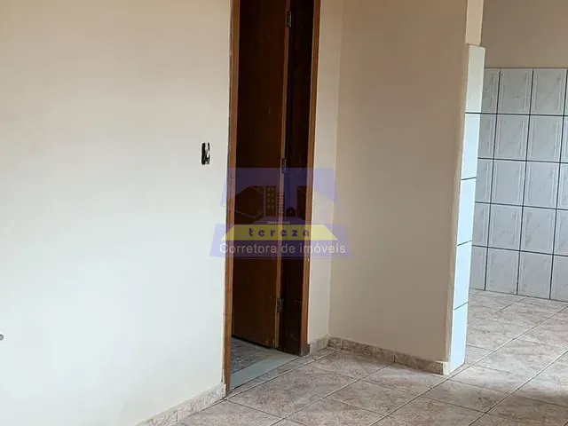 Apartamento 2 quartos e 1 banheiro, para alugar, no bairro Juca Rosa em Itabira