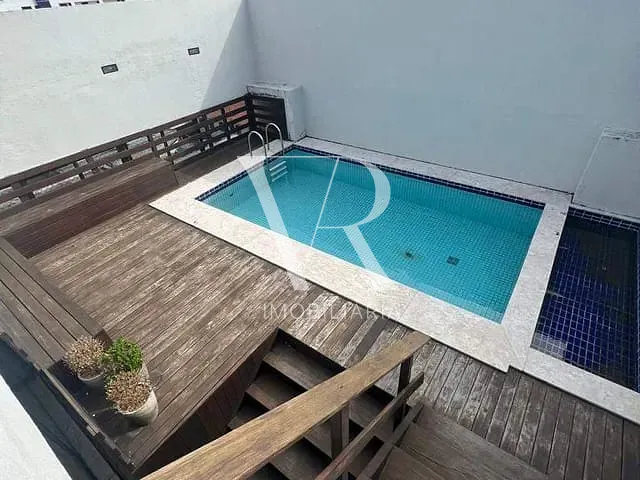 Apartamento 5 quartos e 2 banheiros, à venda, no bairro Cabo Branco em João Pessoa