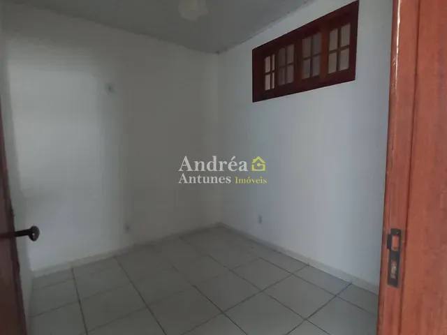 Apartamento 2 quartos e 1 banheiro, para alugar, no bairro Parque Riviera em Cabo Frio