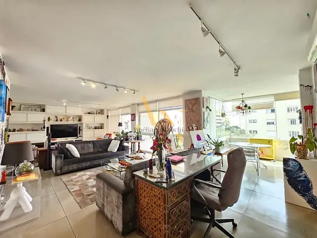 Apartamento 4 quartos e 5 banheiros, à venda, no bairro Higienópolis em São Paulo