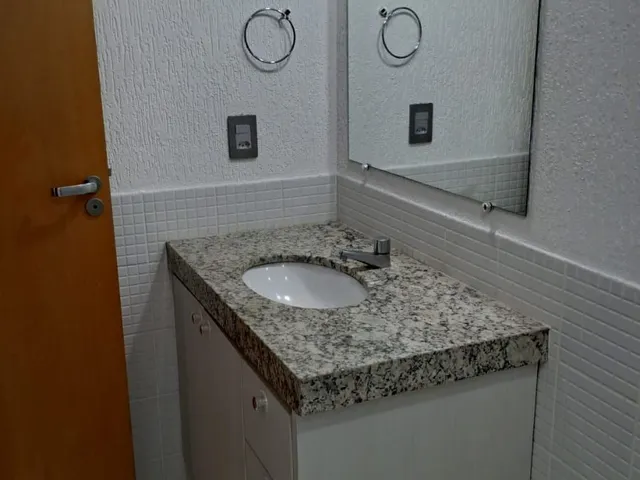 Apartamento 2 quartos e 1 banheiro, para alugar, no bairro Vila Maria José em Goiânia