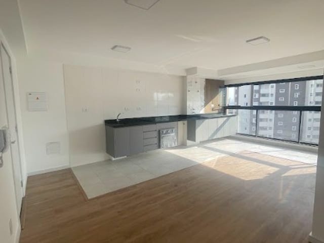 Apartamento 3 quartos e 2 banheiros, à venda ou para alugar, no bairro Vila Assunção em Santo André
