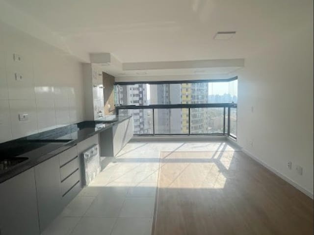 Apartamento 3 quartos e 2 banheiros, à venda ou para alugar, no bairro Vila Assunção em Santo André