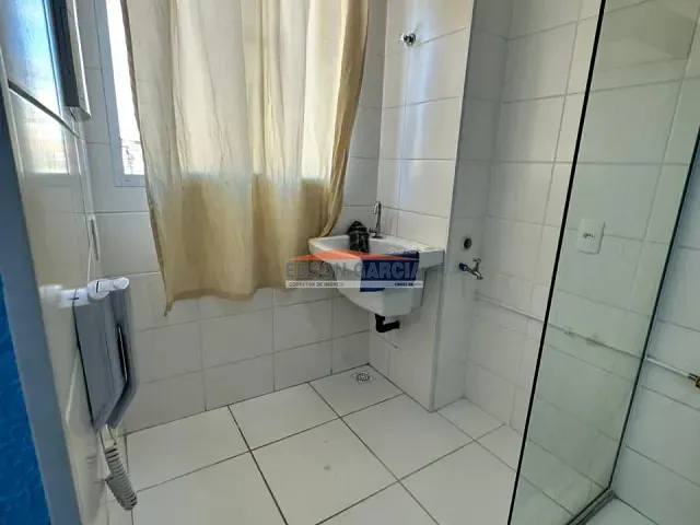 Apartamento 2 quartos e 1 banheiro, para alugar, no bairro Parque São Bento em Sorocaba