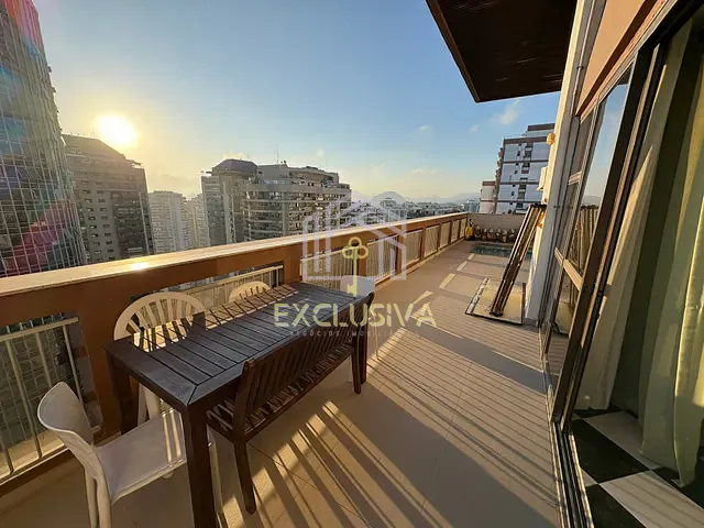 Apartamento com 304m² 4 quartos e 4 banheiros, à venda, no bairro Barra da Tijuca em Rio de Janeiro