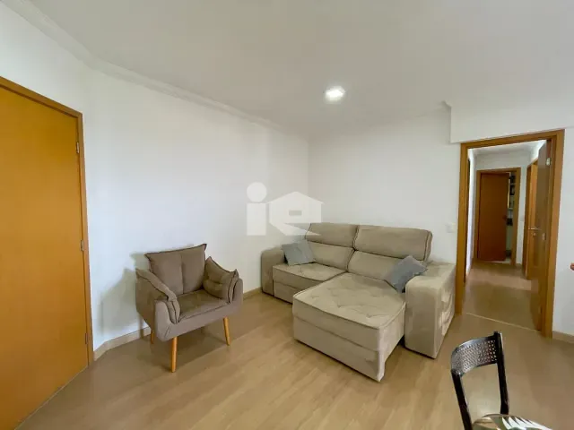 Apartamento com 114m² 3 quartos e 1 banheiro, à venda, no bairro Centro em Rolândia