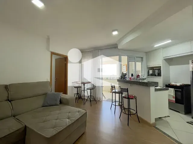 Apartamento com 114m² 3 quartos e 1 banheiro, à venda, no bairro Centro em Rolândia