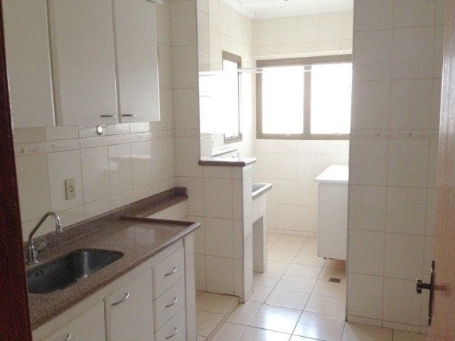 Apartamento 3 quartos e 2 banheiros, à venda, no bairro Jardim Redentor em São José Do Rio Preto