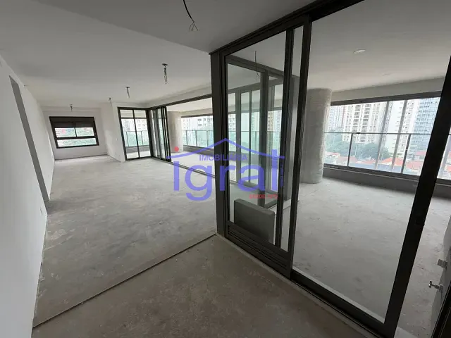 Apartamento 4 quartos e 6 banheiros, à venda, no bairro Campo Belo em São Paulo