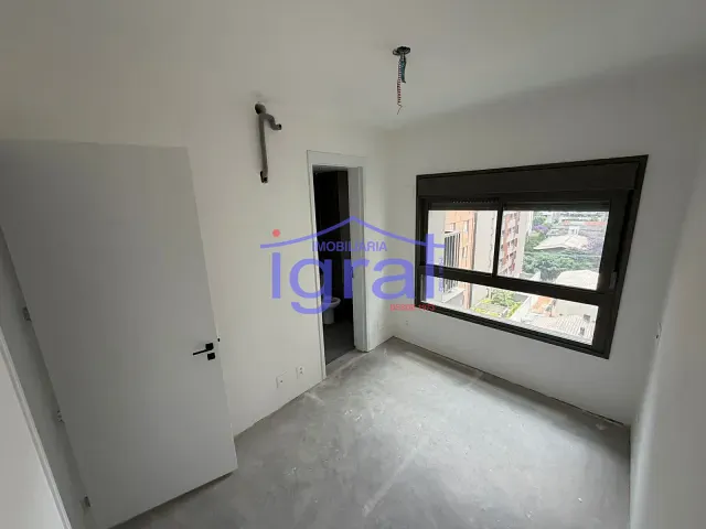 Apartamento 4 quartos e 6 banheiros, à venda, no bairro Campo Belo em São Paulo