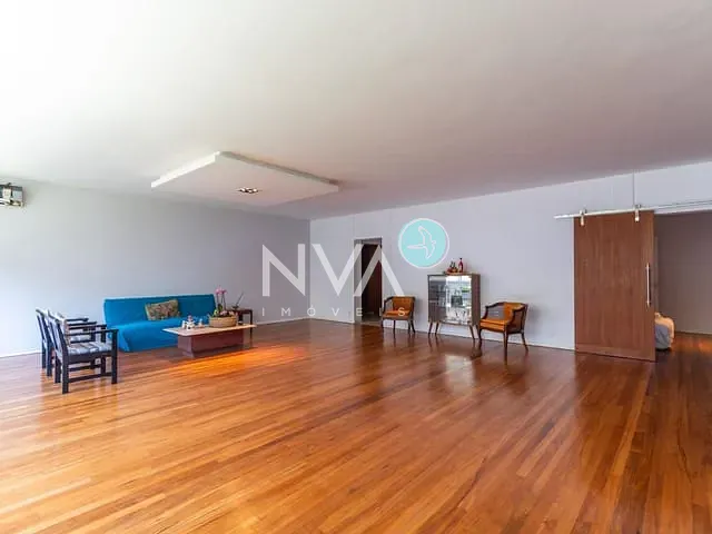 Apartamento com 210m² 4 quartos e 3 banheiros, à venda, no bairro Copacabana em Rio de Janeiro