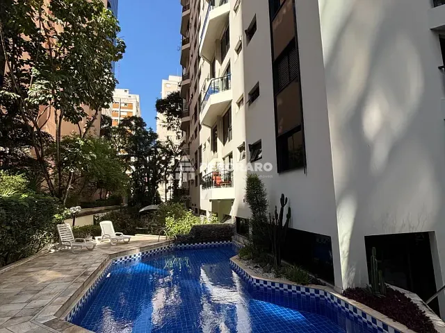 Apartamento 1 quarto e 2 banheiros, à venda ou para alugar, no bairro Itaim Bibi em São Paulo