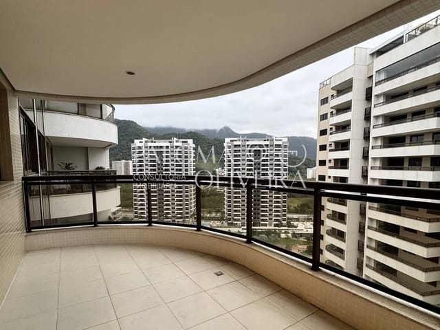 Apartamento 2 quartos e 2 banheiros, para alugar, no bairro Barra Olímpica em Rio de Janeiro