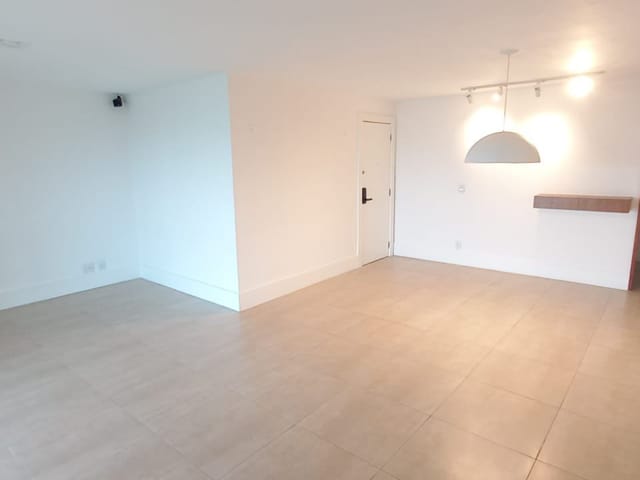 Apartamento com 174m² 4 quartos e 3 banheiros, à venda, no bairro Barra da Tijuca em Rio de Janeiro