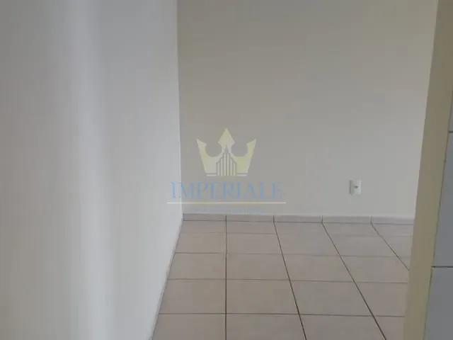Apartamento com 55m² 2 quartos e 1 banheiro, à venda, no bairro Uvaranas em Ponta Grossa