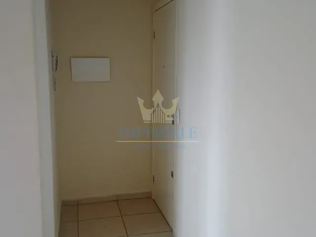 Apartamento com 55m² 2 quartos e 1 banheiro, à venda, no bairro Uvaranas em Ponta Grossa