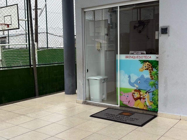Apartamento 2 quartos e 1 banheiro, para alugar, no bairro Ponte do Imaruim em Palhoça
