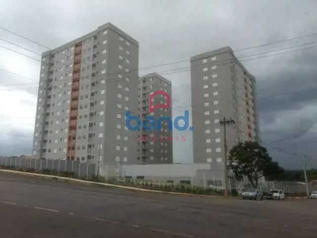 Apartamento com 65m² 2 quartos e 1 banheiro, à venda ou para alugar, no bairro Parque Residencial Rafael Alcalá em Porto Feliz