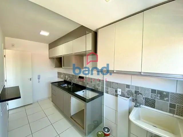 Apartamento com 65m² 2 quartos e 1 banheiro, à venda ou para alugar, no bairro Parque Residencial Rafael Alcalá em Porto Feliz