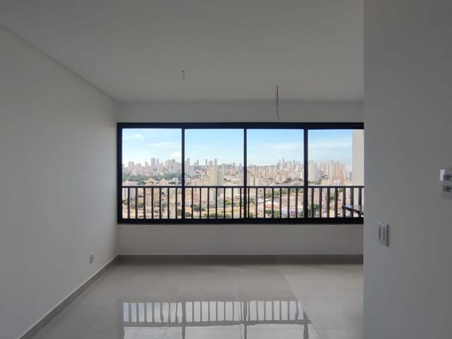 Recém entregue 2 Quartos, sendo 01 Suíte, Estação 44 à Venda