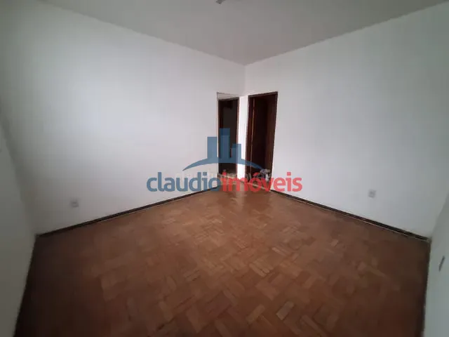 Apartamento 2 quartos e 1 banheiro, à venda, no bairro Ano Bom em Barra Mansa