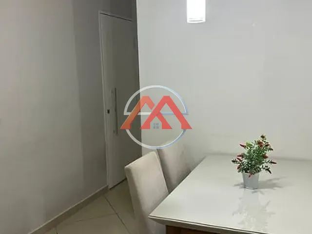 Apartamento 2 quartos e 1 banheiro, à venda, no bairro Sítio Pinheirinho em São Paulo