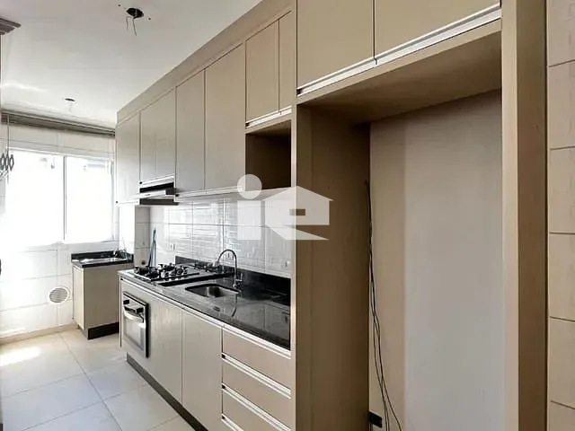 Apartamento 2 quartos e 1 banheiro, à venda, no bairro Jardim Ecoville I em Cambé