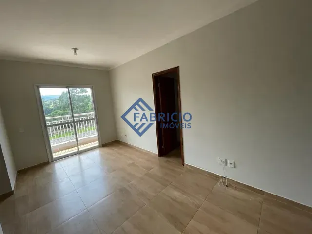 Apartamento com 60m² 3 quartos e 1 banheiro, para alugar, no bairro Ponte Alta em Valinhos