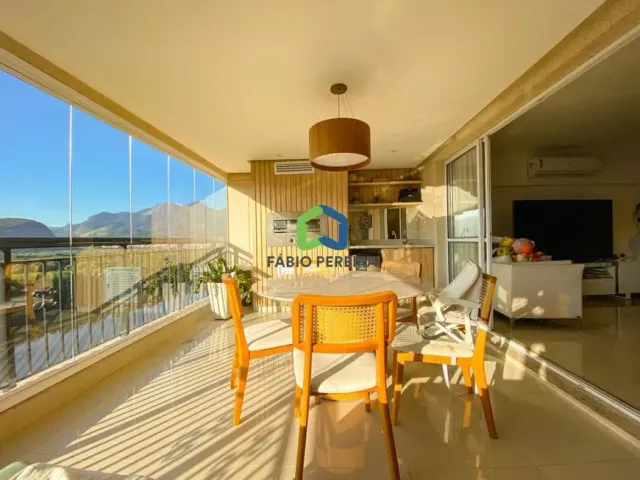 Apartamento com linda vista da Lagoa
