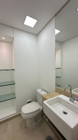 Apartamento com 200m² 3 quartos e 5 banheiros, para alugar, no bairro Gleba Palhano em Londrina