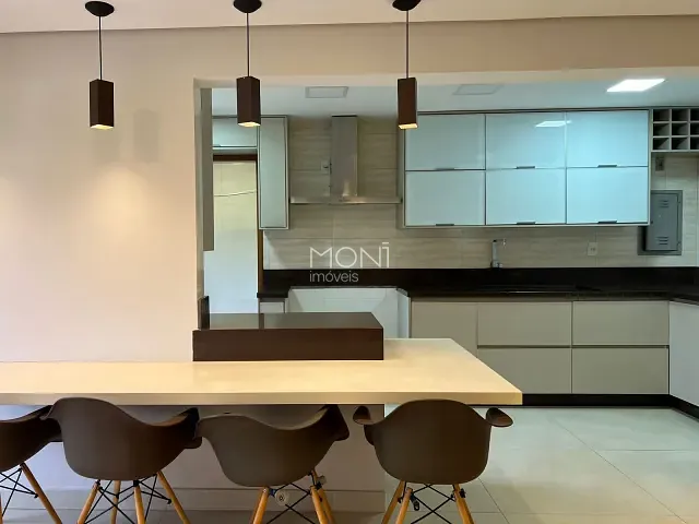 Apartamento 3 quartos e 3 banheiros, à venda, no bairro Asa Norte em Brasília