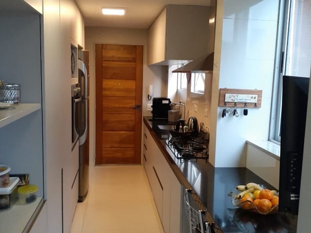 Apartamento 3 quartos e 2 banheiros, à venda, no bairro Condomínio Residencial Castelo Branco em Cambé