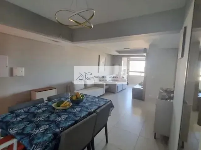 Apartamento 3 quartos e 2 banheiros, à venda, no bairro Centro em Londrina