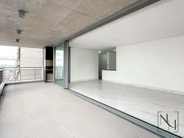 Apartamento com 167m² 3 quartos e 5 banheiros, à venda, no bairro Jardim das Acácias em São Paulo